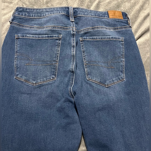 American Eagle Super Hi-Rise Jegging - Picture 2 of 5